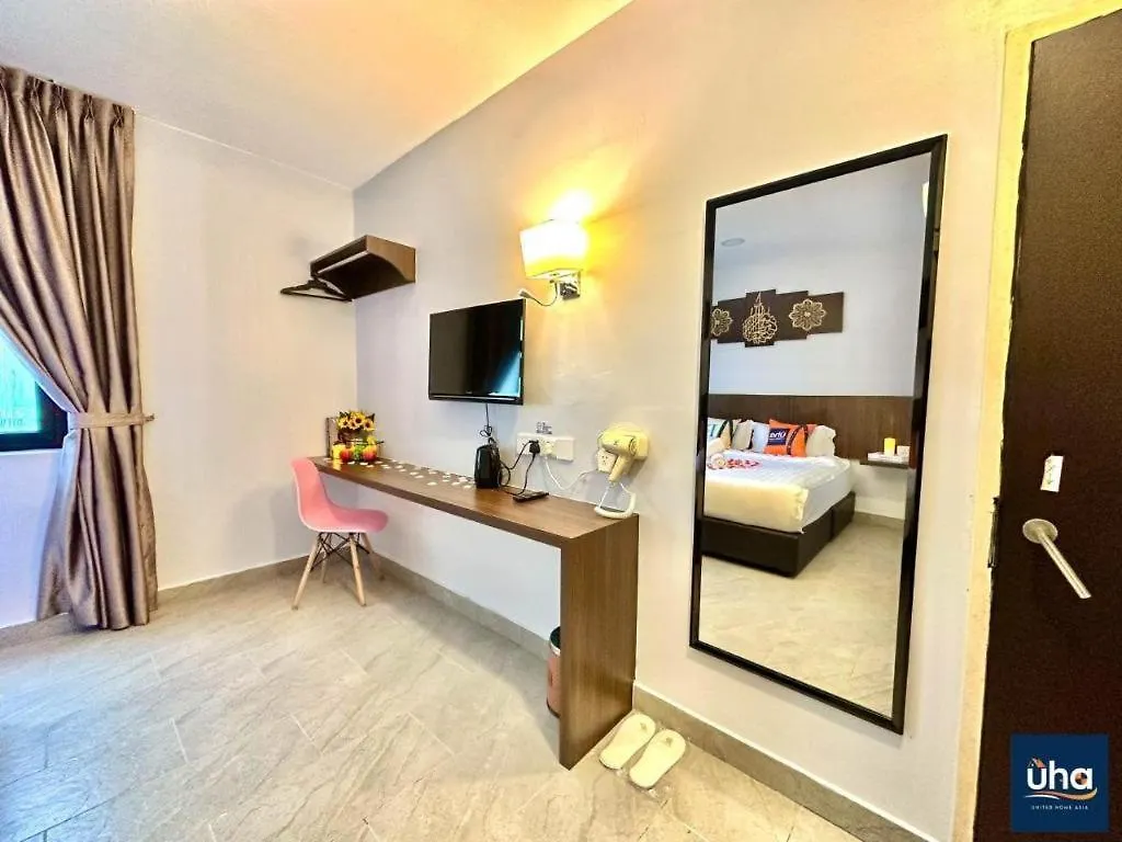 Well Hotel By Uha Τζόχορ Μπάχρου