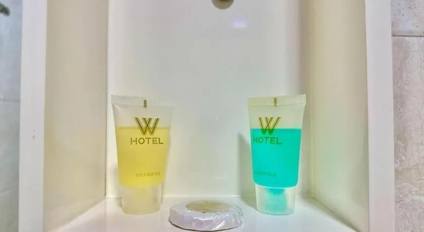 Well Hotel By Uha Τζόχορ Μπάχρου