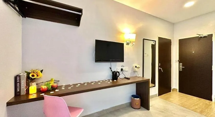 Well Hotel By Uha Τζόχορ Μπάχρου
